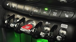 2020 (20) MINI HATCHBACK 1.5 Cooper Classic II 5dr 3543943