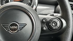 2020 (20) MINI HATCHBACK 1.5 Cooper Classic II 5dr 3543946