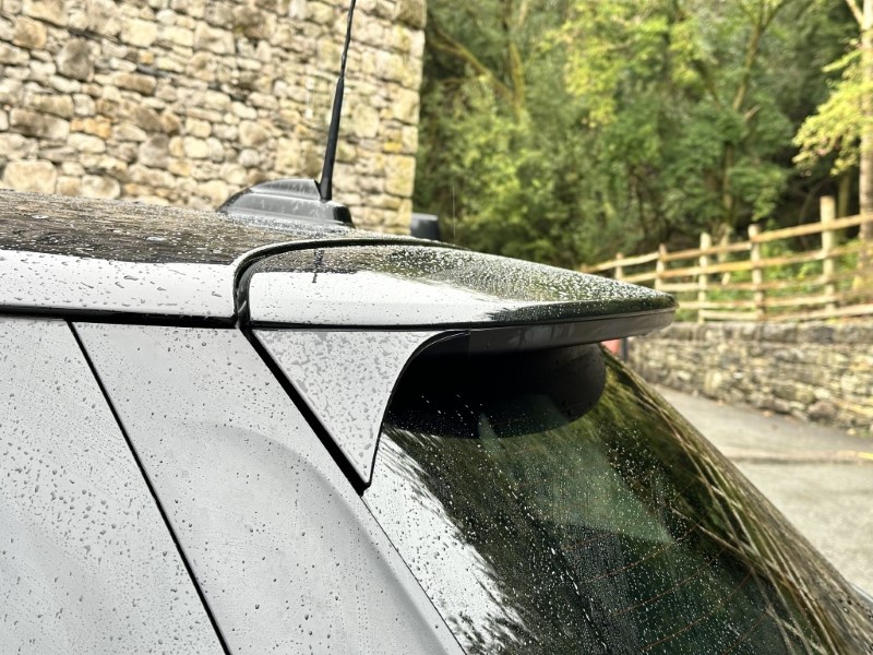 2020 (20) MINI HATCHBACK 1.5 Cooper Classic II 5dr 3544060