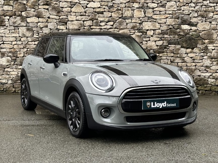 2020 (20) MINI HATCHBACK 1.5 Cooper Classic II 5dr