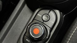 2020 (20) MINI HATCHBACK 1.5 Cooper Classic II 5dr 3543940
