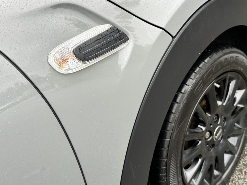 2020 (20) MINI HATCHBACK 1.5 Cooper Classic II 5dr 3543998