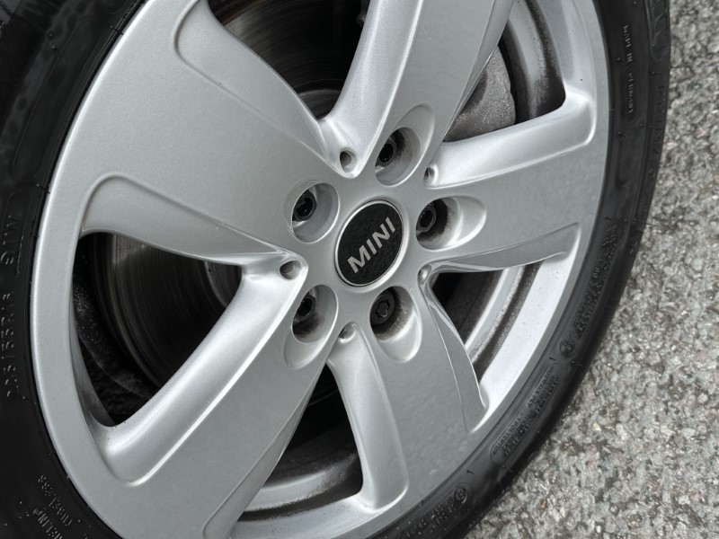 2023 (72) MINI CLUBMAN 1.5 Cooper Classic 6dr Auto 3432376