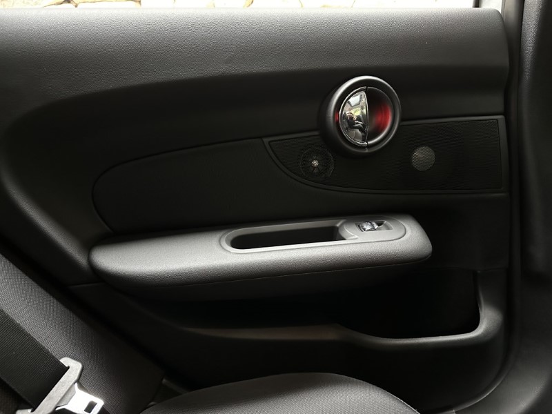 2023 (72) MINI CLUBMAN 1.5 Cooper Classic 6dr Auto 3432322