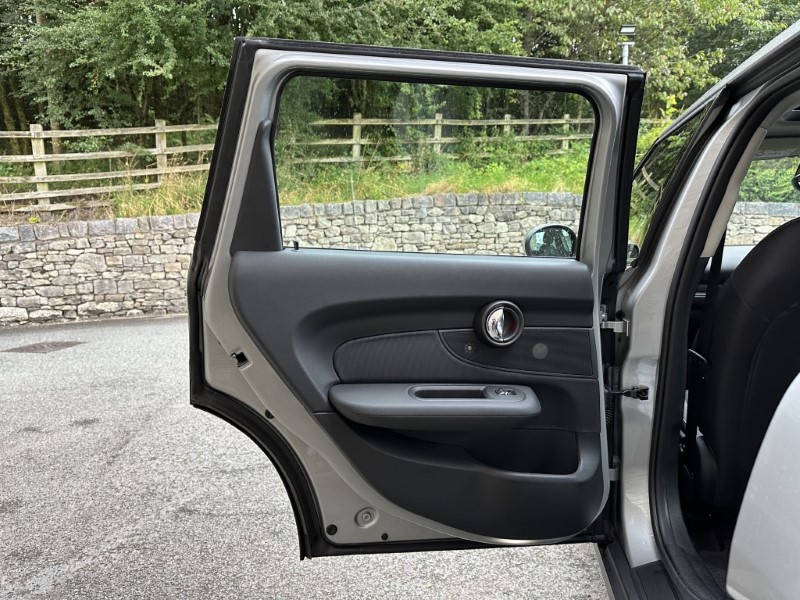 2023 (72) MINI CLUBMAN 1.5 Cooper Classic 6dr Auto 3432372