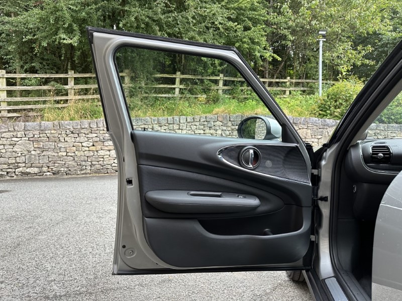 2023 (72) MINI CLUBMAN 1.5 Cooper Classic 6dr Auto 3432371