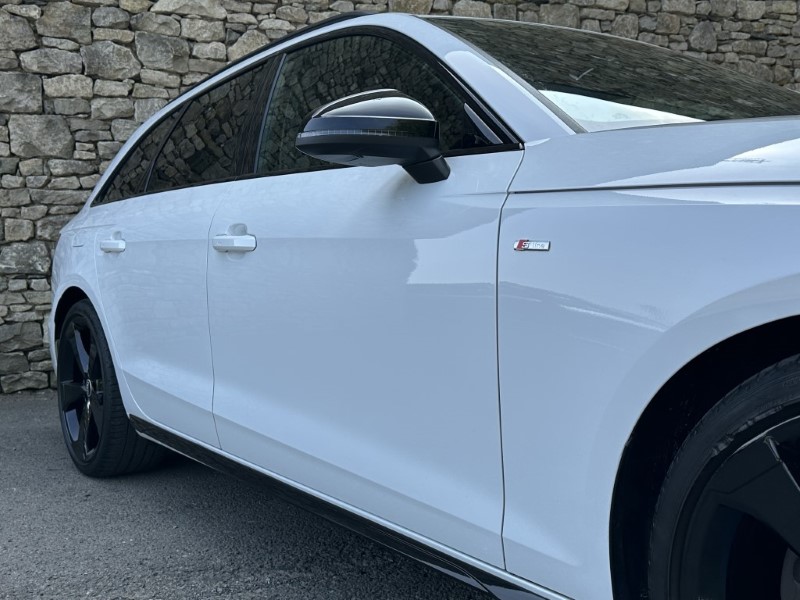 2021 (71) AUDI A4 35 TFSI Black Edition 5dr S Tronic 3417897