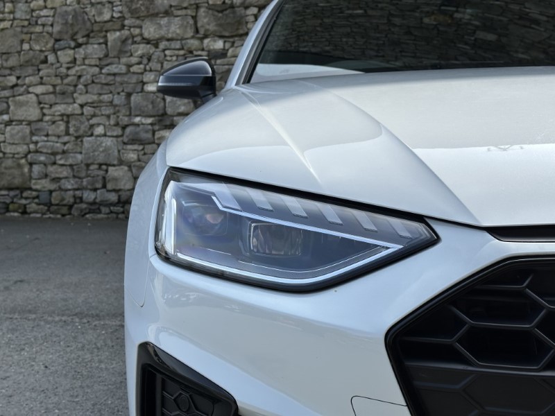 2021 (71) AUDI A4 35 TFSI Black Edition 5dr S Tronic 3417900