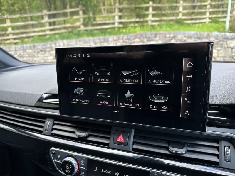 2021 (71) AUDI A4 35 TFSI Black Edition 5dr S Tronic 3417861