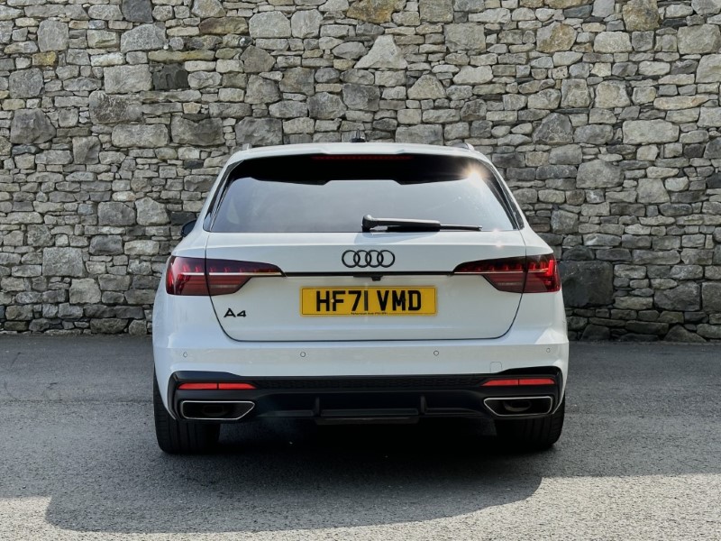 2021 (71) AUDI A4 35 TFSI Black Edition 5dr S Tronic 3417896