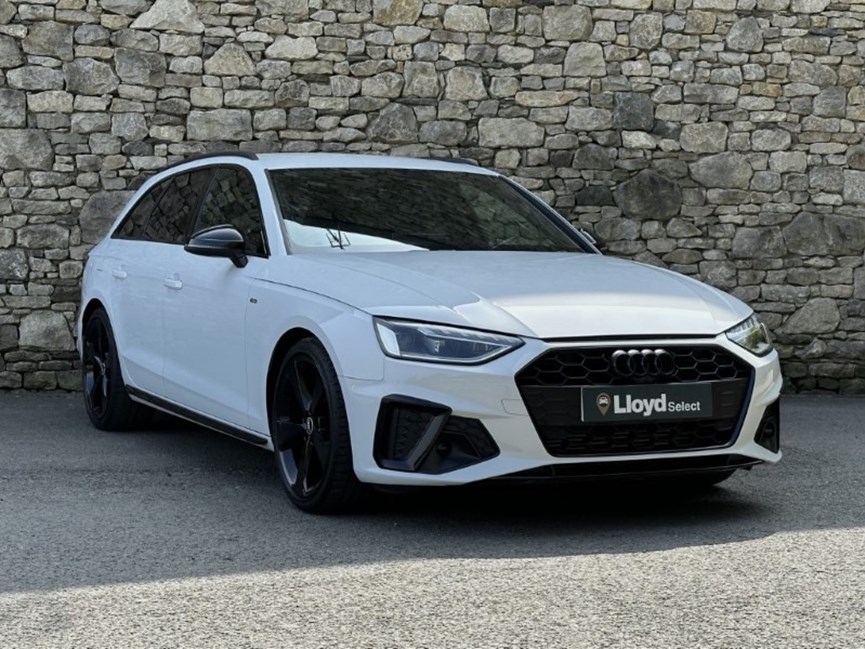 2021 (71) AUDI A4 35 TFSI Black Edition 5dr S Tronic