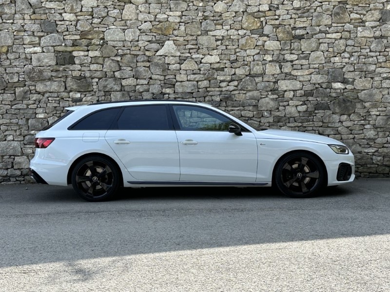 2021 (71) AUDI A4 35 TFSI Black Edition 5dr S Tronic 3417882