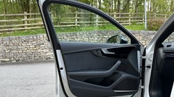 2021 (71) AUDI A4 35 TFSI Black Edition 5dr S Tronic 3417872