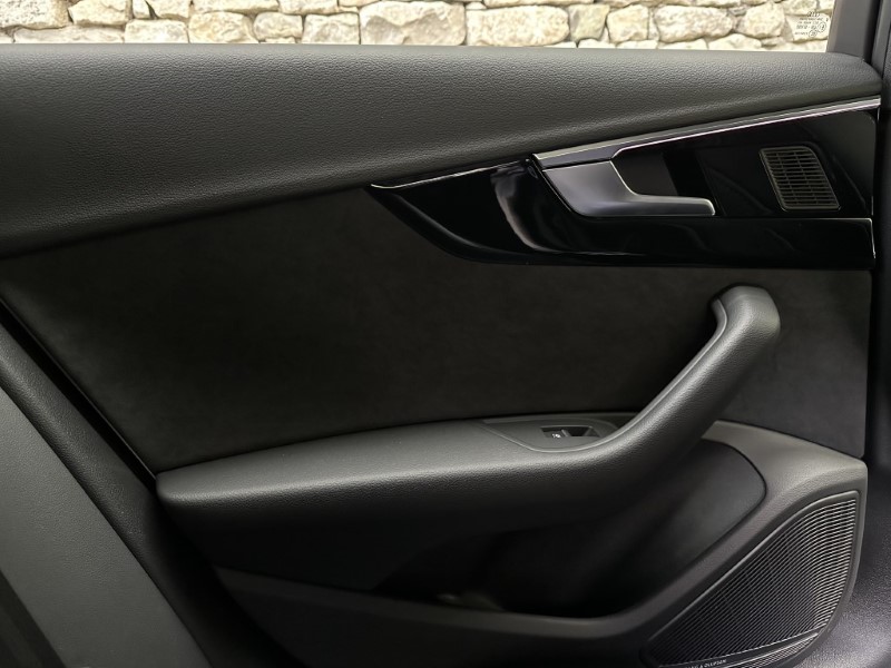 2021 (71) AUDI A4 35 TFSI Black Edition 5dr S Tronic 3417819