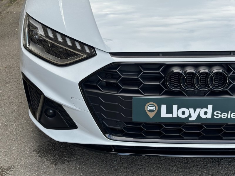 2021 (71) AUDI A4 35 TFSI Black Edition 5dr S Tronic 3417835