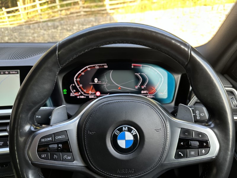 2020 (20) BMW 3 SERIES 320d M Sport 5dr Touring 3518906