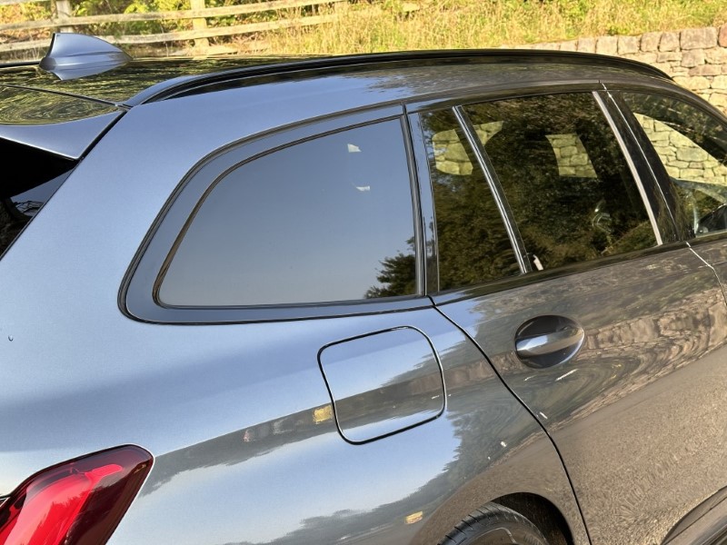 2020 (20) BMW 3 SERIES 320d M Sport 5dr Touring 3518898