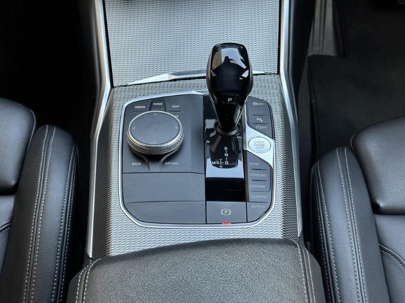 2020 (20) BMW 3 SERIES 320d M Sport 5dr Touring 3518839