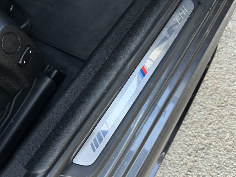 2020 (20) BMW 3 SERIES 320d M Sport 5dr Touring 3518829