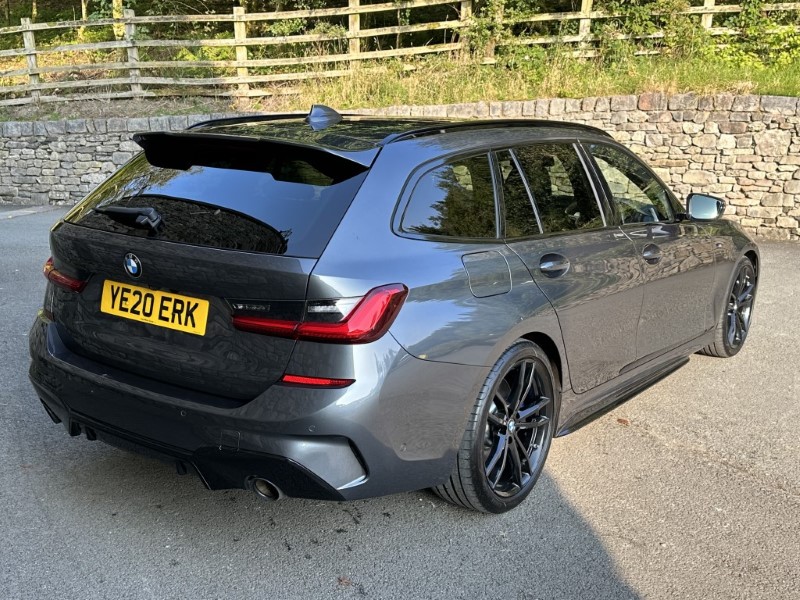 2020 (20) BMW 3 SERIES 320d M Sport 5dr Touring 3518897