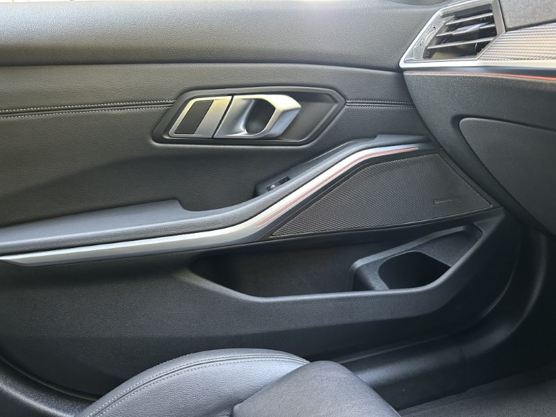 2020 (20) BMW 3 SERIES 320d M Sport 5dr Touring 3518847