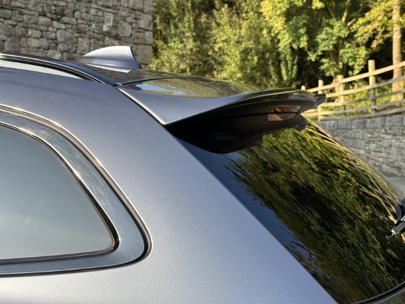 2020 (20) BMW 3 SERIES 320d M Sport 5dr Touring 3518876