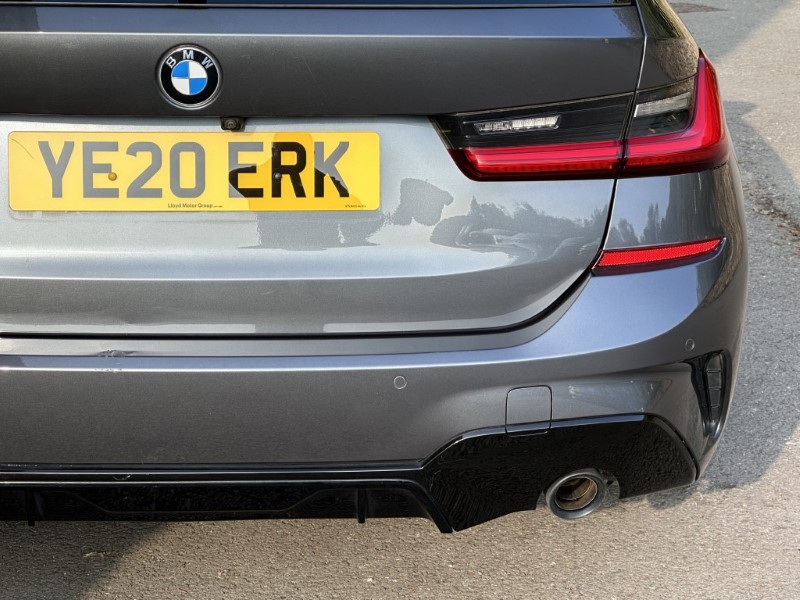 2020 (20) BMW 3 SERIES 320d M Sport 5dr Touring 3518831