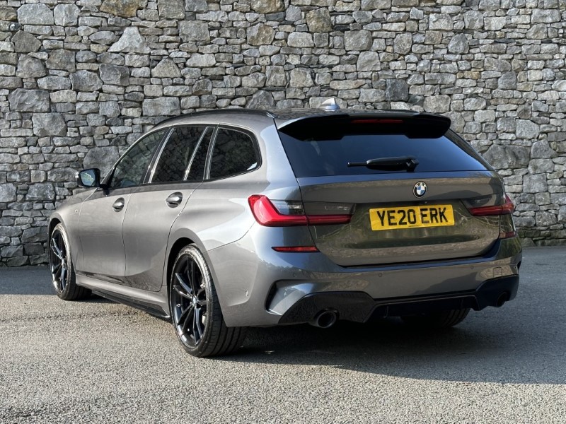 2020 (20) BMW 3 SERIES 320d M Sport 5dr Touring 3518871