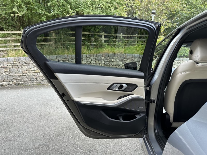 2019 (69) BMW 3 SERIES M340i xDrive 4dr Saloon  3521552