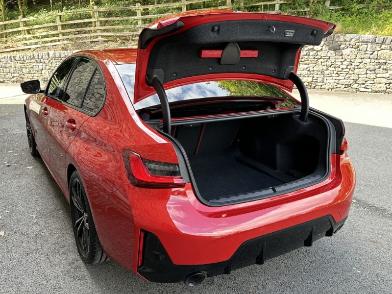 2024 (73) BMW 3 SERIES 320i M Sport 4dr Step Auto 3444360