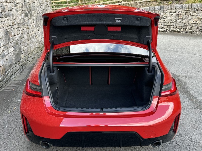 2024 (73) BMW 3 SERIES 320i M Sport 4dr Step Auto 3444358