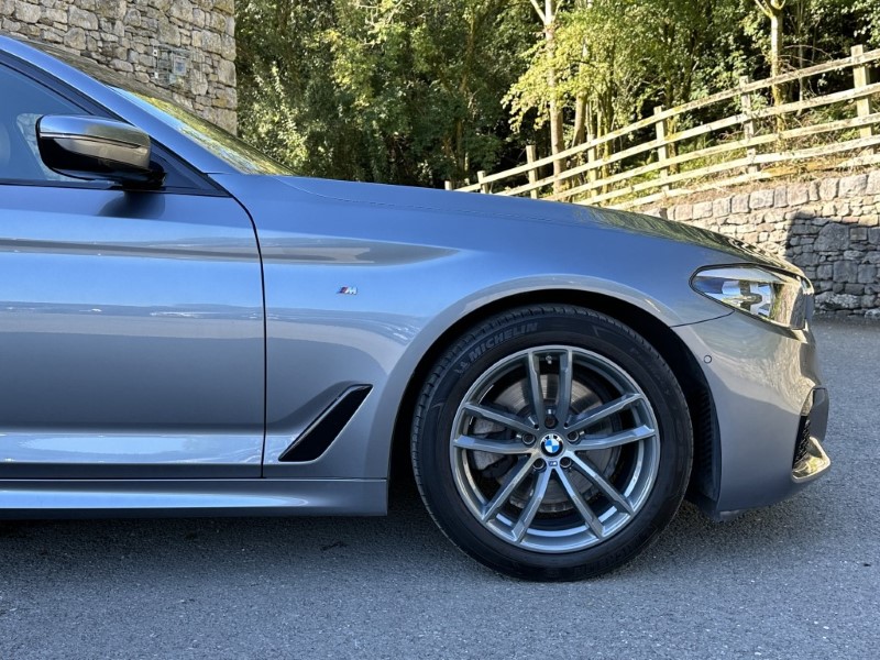 2018 (68) BMW 5 SERIES 520d M Sport Touring 3507830