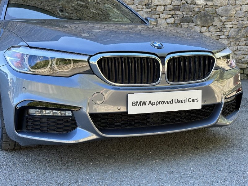 2018 (68) BMW 5 SERIES 520d M Sport Touring 3507819