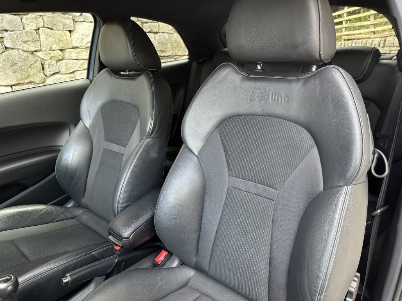 2018 (18) AUDI A1 1.4 TFSI S Line Nav 3dr 3500361