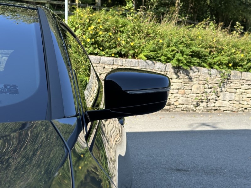 2023 (23) BMW 4 SERIES 420d xDrive MHT M Sport Pro Edition 2dr Step Auto 3480996