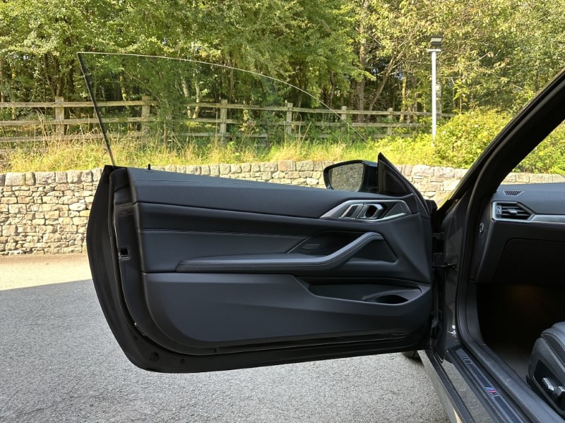 2023 (23) BMW 4 SERIES 420d xDrive MHT M Sport Pro Edition 2dr Step Auto 3481014