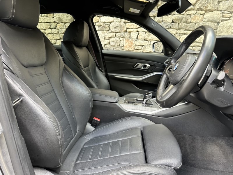 2020 (20) BMW 3 SERIES 320i M Sport Plus Edition 4dr Saloon 3489686