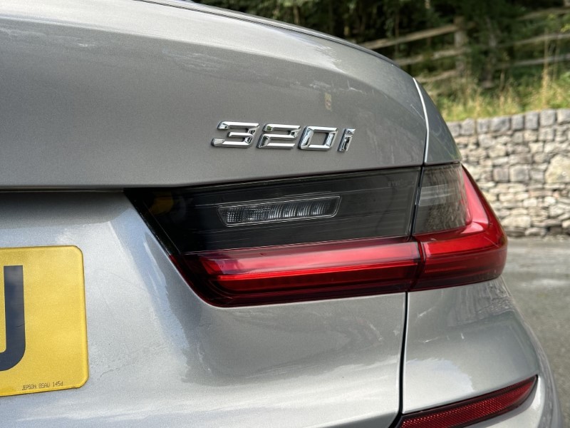 2020 (20) BMW 3 SERIES 320i M Sport Plus Edition 4dr Saloon 3489682