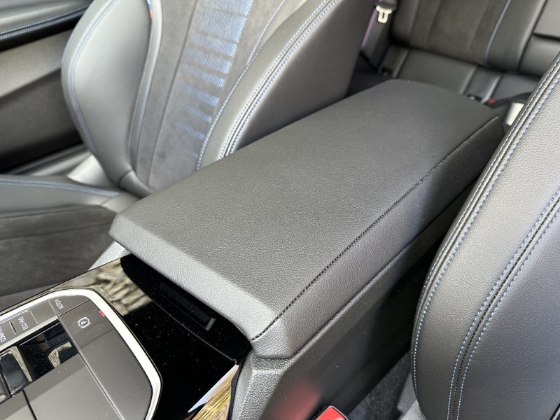 2024 (24) BMW 2 SERIES 220i M Sport 2dr Coupe 3468422