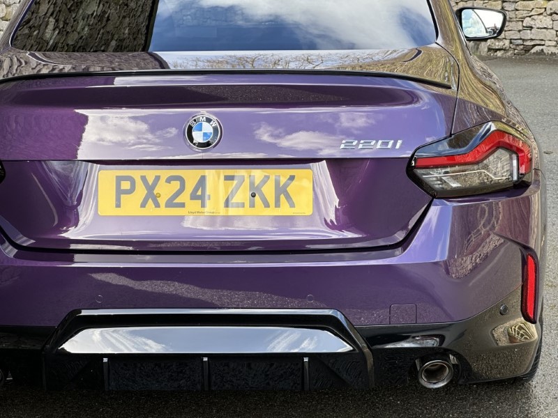2024 (24) BMW 2 SERIES 220i M Sport 2dr Coupe 3468387