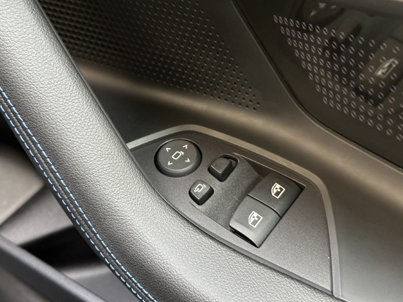 2024 (24) BMW 2 SERIES 220i M Sport 2dr Coupe 3468412