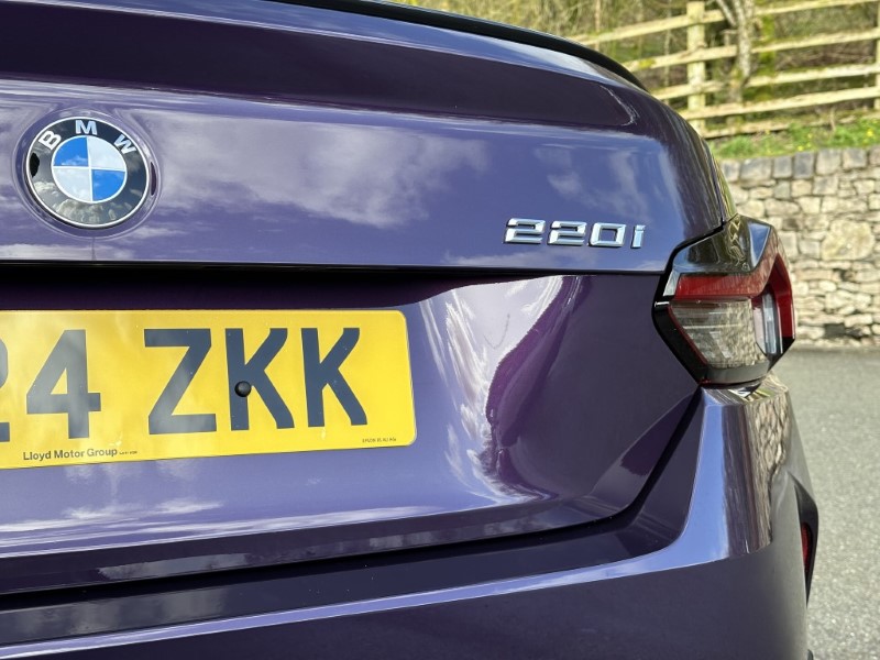 2024 (24) BMW 2 SERIES 220i M Sport 2dr Coupe 3468388
