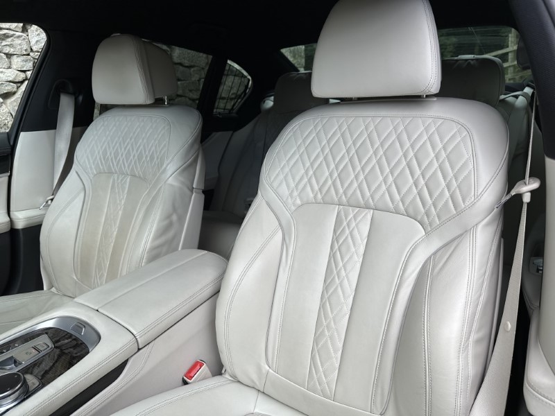 2015 (65) BMW 7 SERIES 730d xDrive M Sport 4dr Saloon 3530451