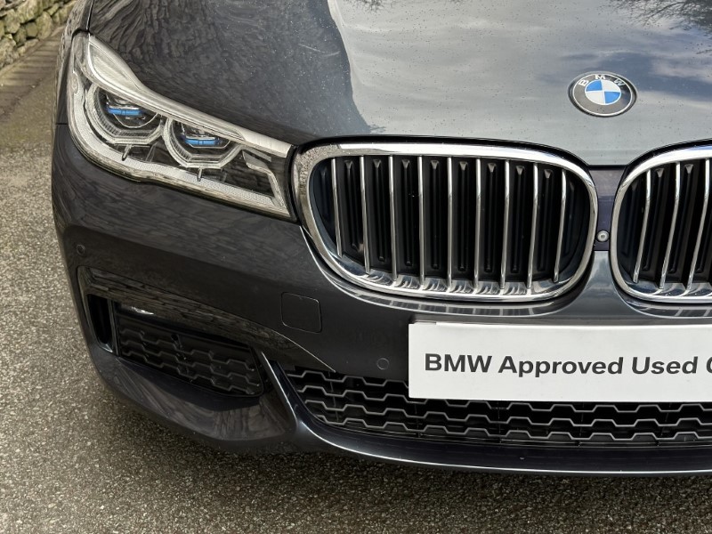 2015 (65) BMW 7 SERIES 730d xDrive M Sport 4dr Saloon 3530399