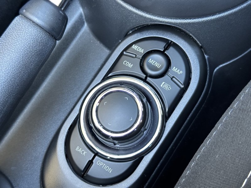 2024 (24) MINI CONVERTIBLE 2.0 Cooper S Sport 2dr Auto 3507419