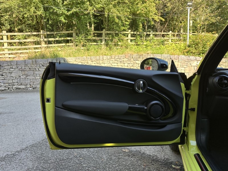 2024 (24) MINI CONVERTIBLE 2.0 Cooper S Sport 2dr Auto 3507402