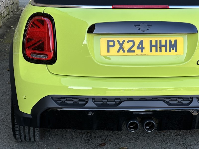 2024 (24) MINI CONVERTIBLE 2.0 Cooper S Sport 2dr Auto 3507338