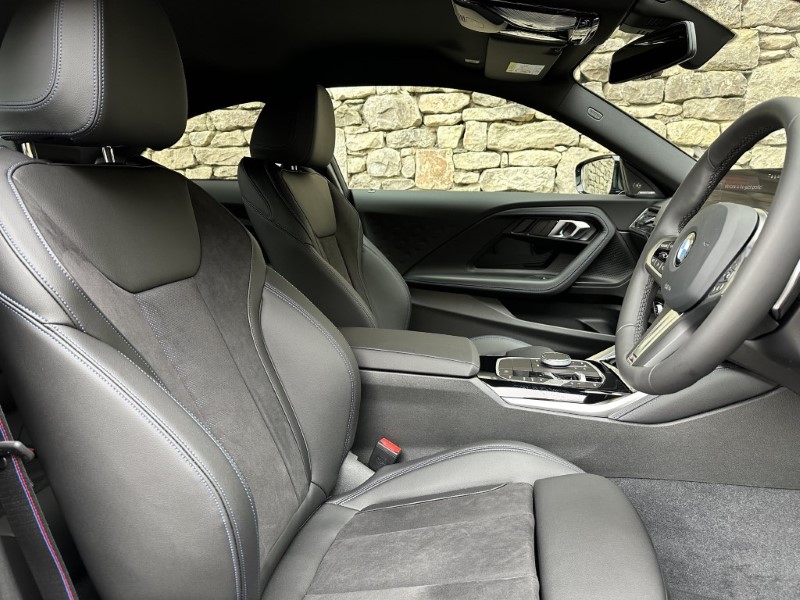 2023 (23) BMW 2 SERIES 220i M Sport 2dr Coupe  3494715