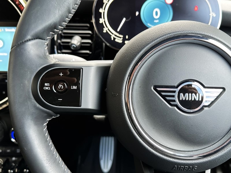 2024 (24) MINI HATCHBACK 1.5 Cooper Sport Premium 3dr Auto 3548546