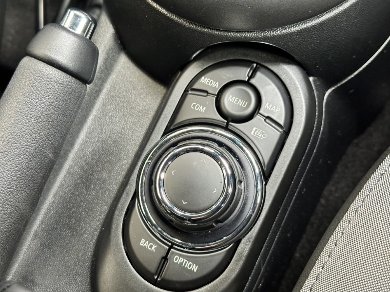 2024 (24) MINI HATCHBACK 1.5 Cooper Sport Premium 3dr Auto 3548541